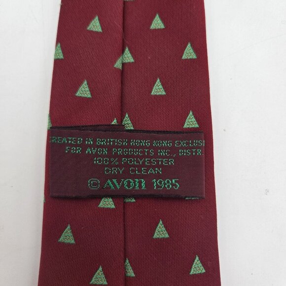 Vintage Avon 1985 Christmas Tree Tie 59 inches 3 Inch Width Red Green Mens - Picture 2 of 4